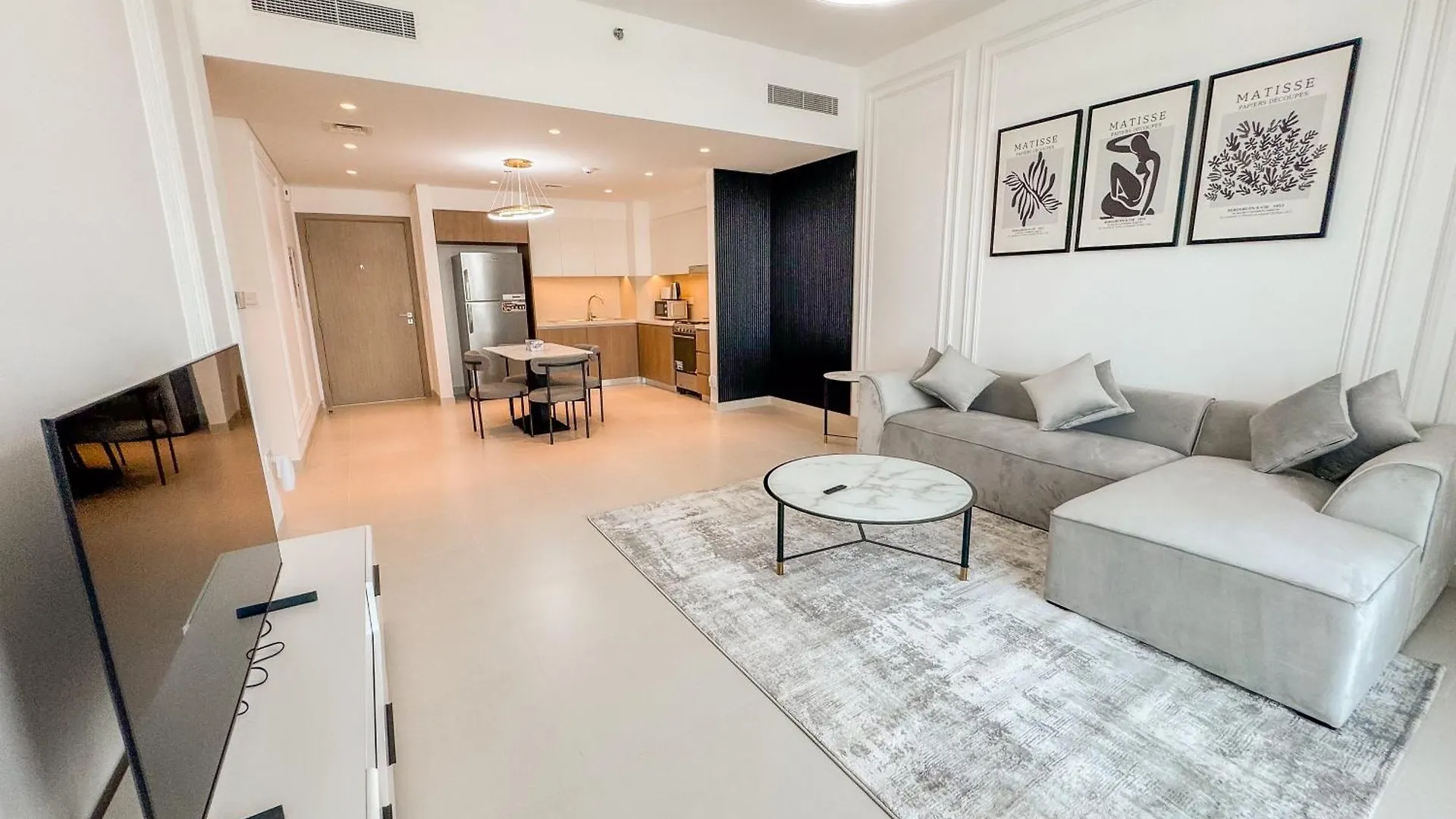 Like Home - 5306 Modern Two-Bedroom Apartment Overlooking The Creek Dubai