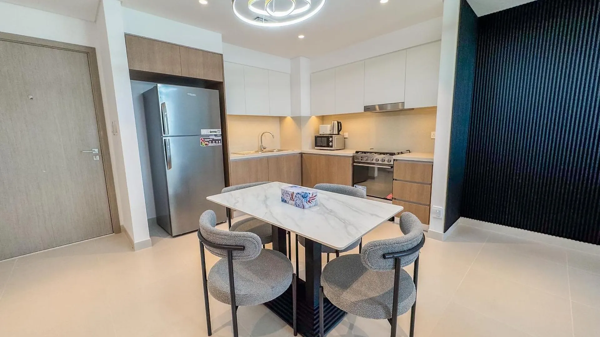 Like Home - 5306 Modern Two-Bedroom Apartment Overlooking The Creek Dubai